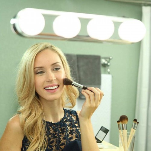 2 x Suport luminos pentru oglinda Studio Glow, 4 becuri, Argintiu